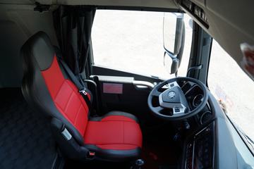 �ൺ��� JH6�ؿ� �ļ��� ����� 550���� 6X4ǣ����(CA4259P25K2T1E5A80)ͼƬ