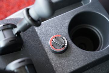 �ൺ��� JH6�ؿ� �ļ��� ����� 550���� 6X4ǣ����(CA4259P25K2T1E5A80)ͼƬ