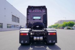 青岛解放 JH6重卡 四季款 智尊版 550马力 6X4牵引车(CA4259P25K2T1E5A80)
