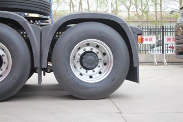 һ����� J7�ؿ� 550���� 6X4ǣ����(CA4250P77K25T1E5)ͼƬ