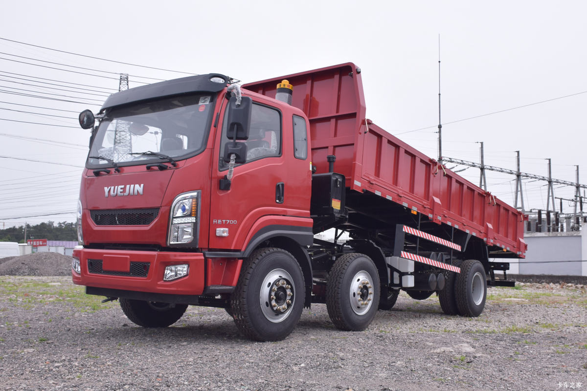 跃进 开拓T700 160马力 6X2 6.7米自卸车