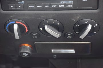 Ծ�� С����S50 2019�� 1.9L 95���� ���� 3.05��˫������С��ͼƬ