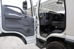 福田 奥铃新捷运 156马力 3.83米排半仓栅式轻卡(BJ5048CCY-A1)