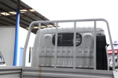 跃进 上骏X100-28 102马力 3.22米排半栏板轻卡(SH1042KBDBNZ)