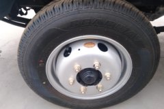 唐骏欧铃 小宝马 1.5L 112马力 汽油 3.63米单排栏板微卡(国六)(ZB1030BDD0L)