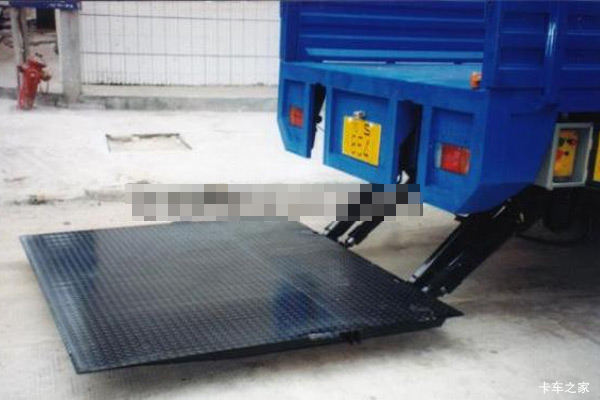 连晟 1吨 悬臂式货车液压尾板