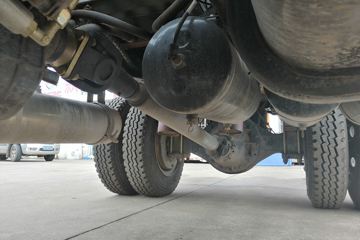 ���� ����T10 129���� 4X2 3.7����ж��(EQ3041L8GDAAC)ͼƬ