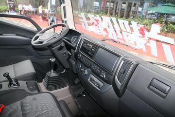 ���� ŷ����S1ϵ ��ӯ�� 131���� 4.14�׵�����ʽ�Ῠ(����)(BJ5045XXY-FK)ͼƬ