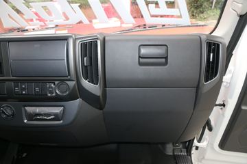 ���� ŷ����S1ϵ ��ӯ�� 131���� 4.14�׵�����ʽ�Ῠ(����)(BJ5045XXY-FK)ͼƬ