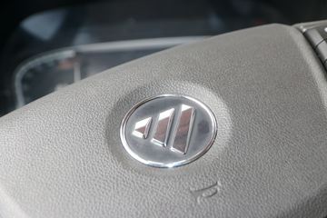 ���� ŷ����S1ϵ ��ӯ�� 131���� 4.14�׵�����ʽ�Ῠ(����)(BJ5045XXY-FK)ͼƬ