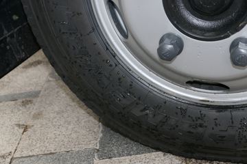 ���� ŷ����S1ϵ ��ӯ�� 131���� 4.14�׵�����ʽ�Ῠ(����)(BJ5045XXY-FK)ͼƬ