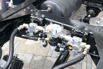 ���� ŷ����S1ϵ ��ӯ�� 131���� 4.14�׵�����ʽ�Ῠ(����)(BJ5045XXY-FK)ͼƬ