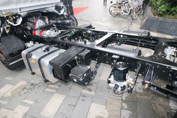 ���� ŷ����S1ϵ ��ӯ�� 131���� 4.14�׵�����ʽ�Ῠ(����)(BJ5045XXY-FK)ͼƬ