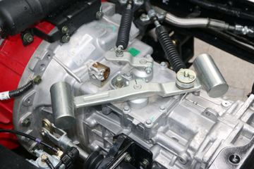 ���� ŷ����S1ϵ ��ӯ�� 131���� 4.14�׵�����ʽ�Ῠ(����)(BJ5045XXY-FK)ͼƬ