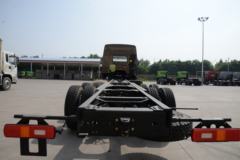 大运 新N8E重卡 350马力 8X4 9.6米栏板载货车(CGC1310D5DDHD)