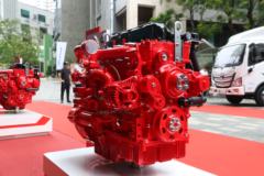 福田康明斯F4.5NS6B220 220马力 4.5L 国六 柴油发动机
