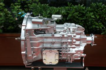 采埃孚Ecolite 5S408 5挡 手动挡变速箱