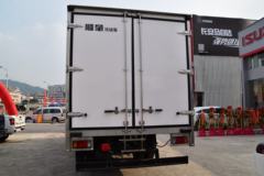 庆铃 五十铃700P 190马力 6.672米单排厢式载货车(QL5100XXYA8PHJ)