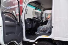 庆铃 五十铃700P 190马力 6.672米单排厢式载货车(QL5100XXYA8PHJ)