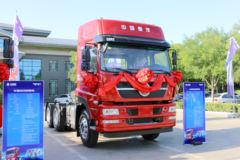中国重汽 斯太尔D7B重卡 400马力 6X4牵引车(ZZ4253N3241E1BN)