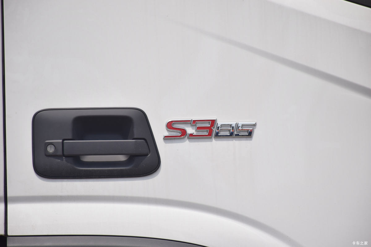  ŷS3ϵ 143 4X2 4.08س(BJ5048XLC-FE)