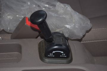 ���� ŷ����S3ϵ 143���� 4X2 4.08����س�(BJ5048XLC-FE)ͼƬ