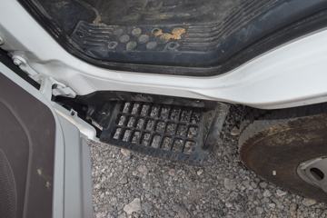 ���� ŷ����S3ϵ 143���� 4X2 4.08����س�(BJ5048XLC-FE)ͼƬ