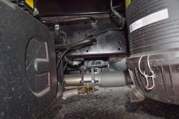 ���� ŷ����S3ϵ 143���� 4X2 4.08����س�(BJ5048XLC-FE)ͼƬ