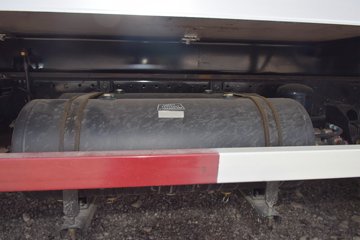 ���� ŷ����S3ϵ 143���� 4X2 4.08����س�(BJ5048XLC-FE)ͼƬ