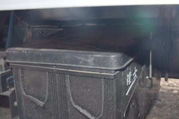 ���� ŷ����S3ϵ 143���� 4X2 4.08����س�(BJ5048XLC-FE)ͼƬ