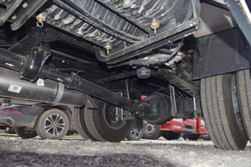 ���� ŷ����S3ϵ 143���� 4X2 4.08����س�(BJ5048XLC-FE)ͼƬ