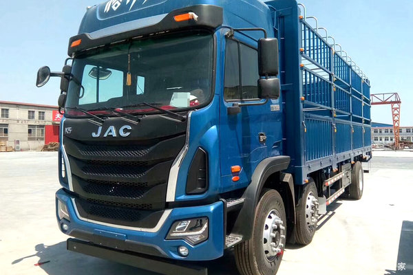 江淮 格尔发K5W重卡 420马力 8X4 9.6米仓栅式载货车(HFC5311CCYP1K4H45S1V)