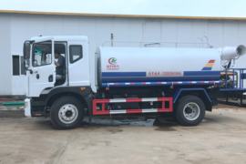 东风多利卡底盘&nbsp;洒水车/喷洒车外观图片