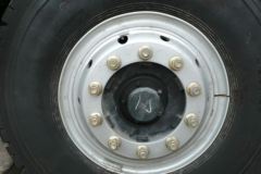 青岛解放 JH6重卡 375马力 6X4 5.6米自卸车