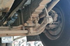 青岛解放 JH6重卡 375马力 6X4 5.6米自卸车