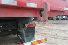 一汽解放 J6P重卡 460马力 8X4 8.2米自卸车(CA3310P66K24L6T4AE5)