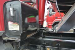 东风柳汽 新乘龙M3 200马力 6X2 5.6米自卸车(LZ3250M3CB)
