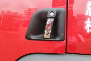 �������� �³���M3 185���� 6X2 4.8����ж��(10��)ͼƬ