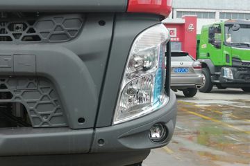 �������� �³���M3 185���� 6X2 4.8����ж��(10��)ͼƬ