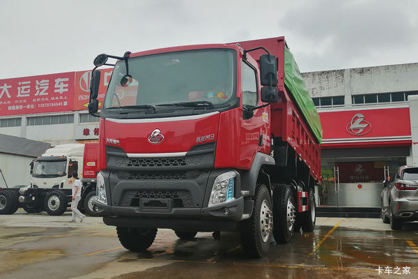 东风柳汽 新乘龙M3 185马力 6X2 4.8米自卸车(10挡)