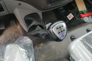 �������� �³���M3 185���� 6X2 4.8����ж��(10��)ͼƬ