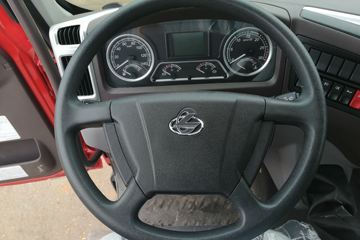 �������� �³���M3 185���� 6X2 4.8����ж��(10��)ͼƬ