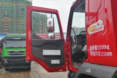 东风柳汽 新乘龙M3 185马力 6X2 4.8米自卸车(10挡)(LZ3210M3CB)