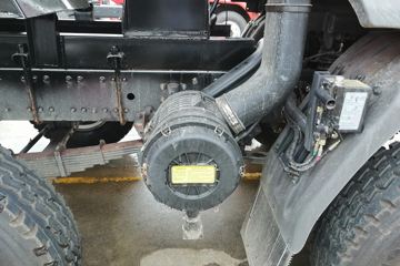 �������� �³���M3 185���� 6X2 4.8����ж��(10��)ͼƬ