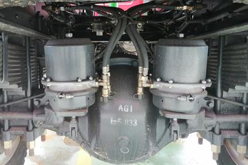 �������� �³���M3 185���� 6X2 4.8����ж��(10��)ͼƬ