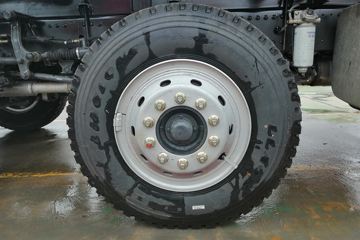 �������� �³���M3 185���� 6X2 4.8����ж��(10��)ͼƬ