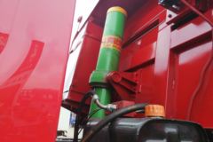 东风柳汽 新乘龙M3 185马力 6X2 4.8米自卸车(10挡)(LZ3210M3CB)