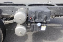 东风柳汽 乘龙H5重卡 270马力 6X2 9.7米栏板载货车(国六)(LZ1250H5CC1)