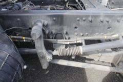 东风柳汽 乘龙H5重卡 270马力 6X2 9.7米栏板载货车(国六)(LZ1250H5CC1)