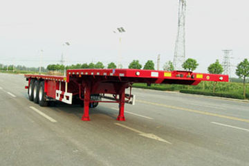 中集华骏 13米鹅颈平板运输半挂车